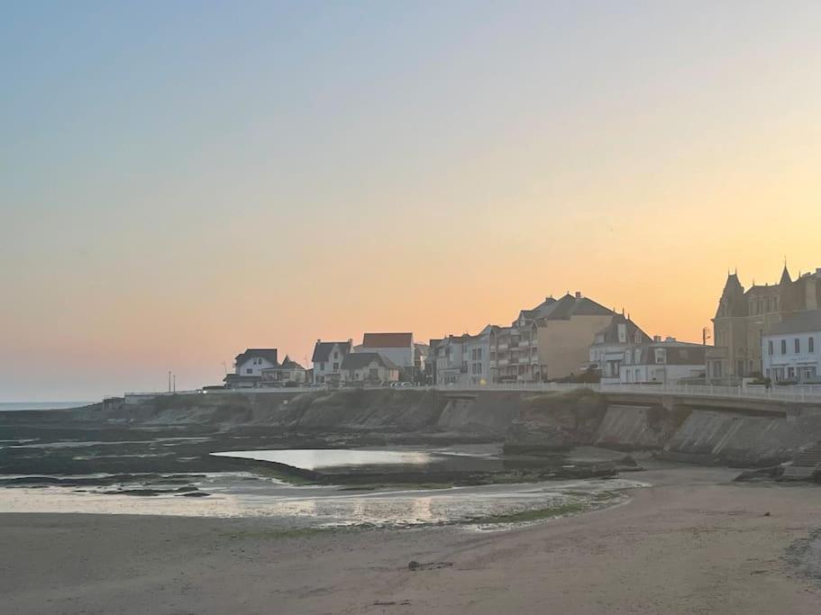 Studio En Residence La Baie De L Adon Saint-Gilles-Croix-de-Vie Extérieur photo